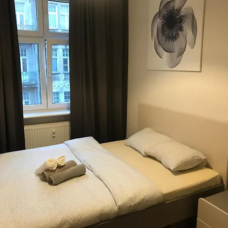 Проживание в семье Mimosa