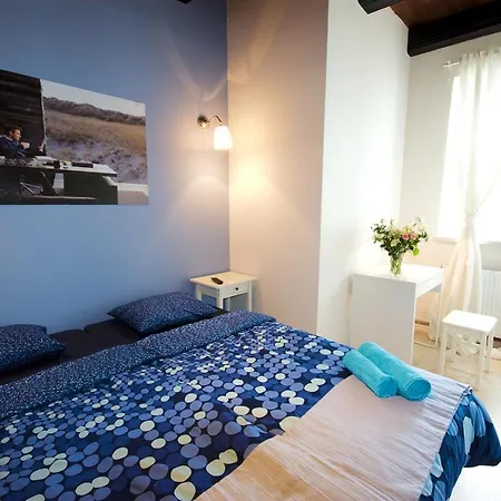 Проживание в семье Mimosa Познань